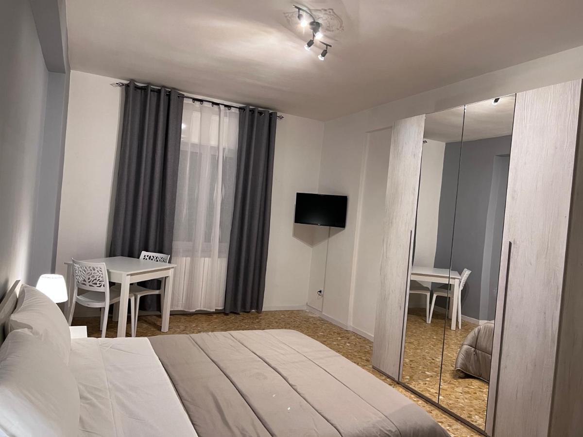 Residenze Unita D'Italia Bed & Breakfast Bari Ngoại thất bức ảnh